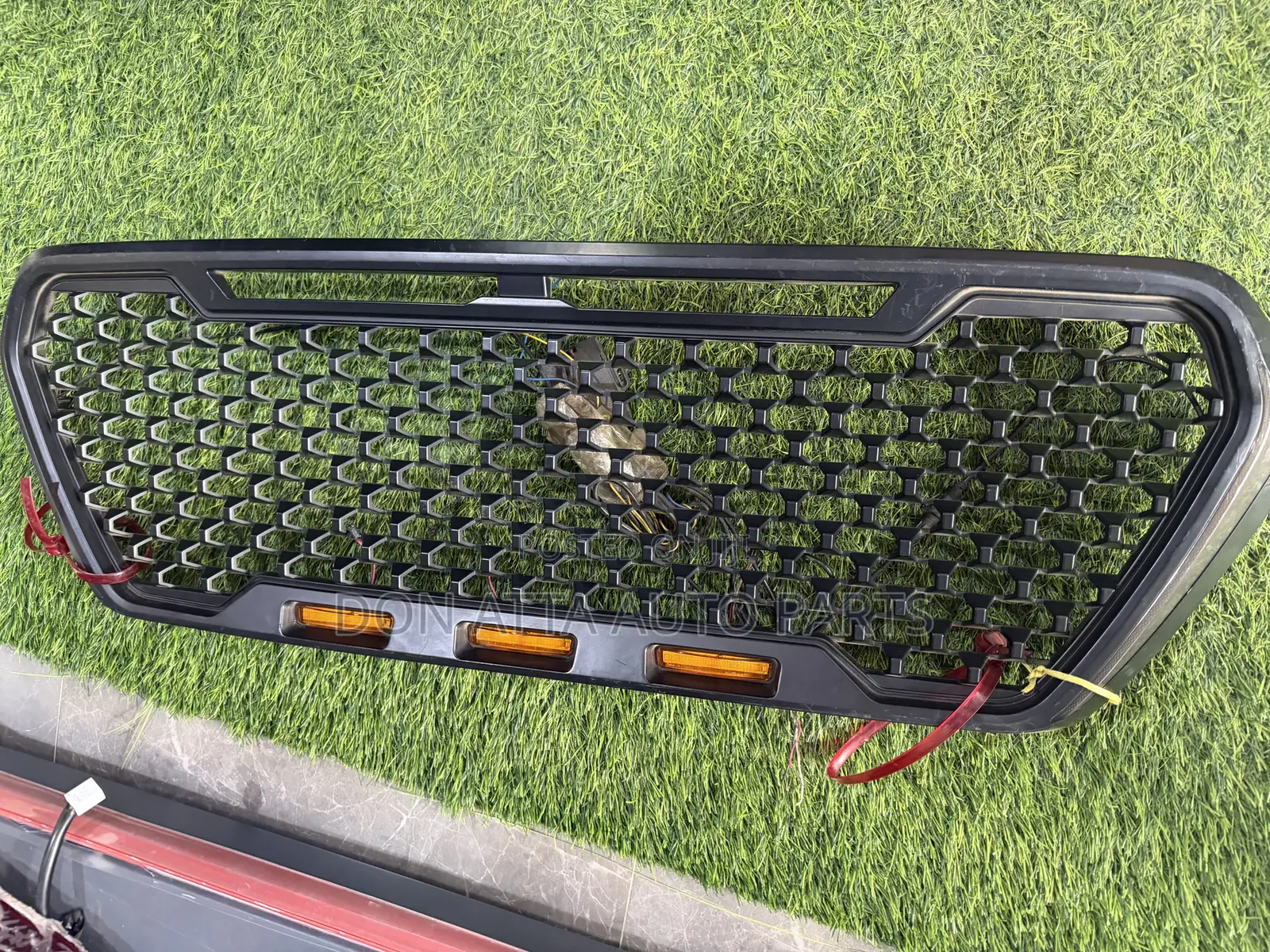 Toyota Tacoma 2016-2018 Spec Grille