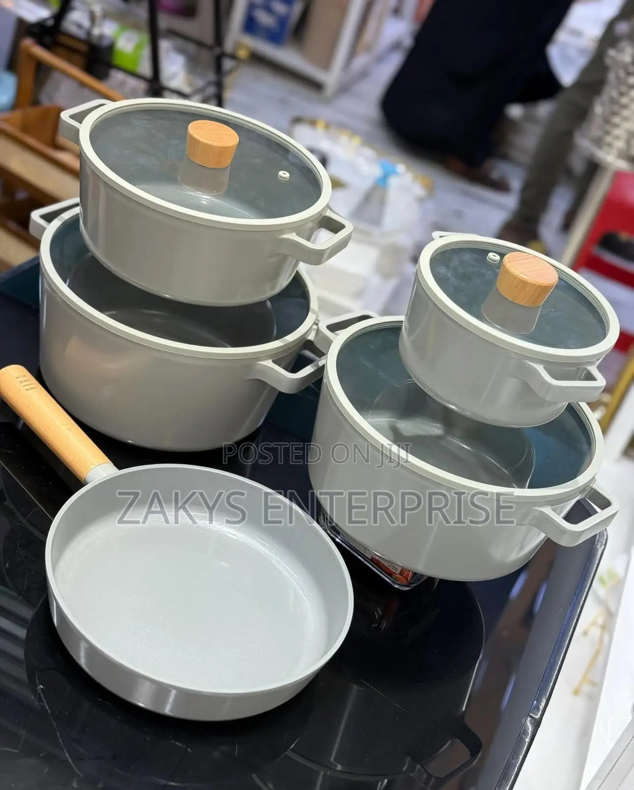 Quality Korean Style Ceramic Cookware Set