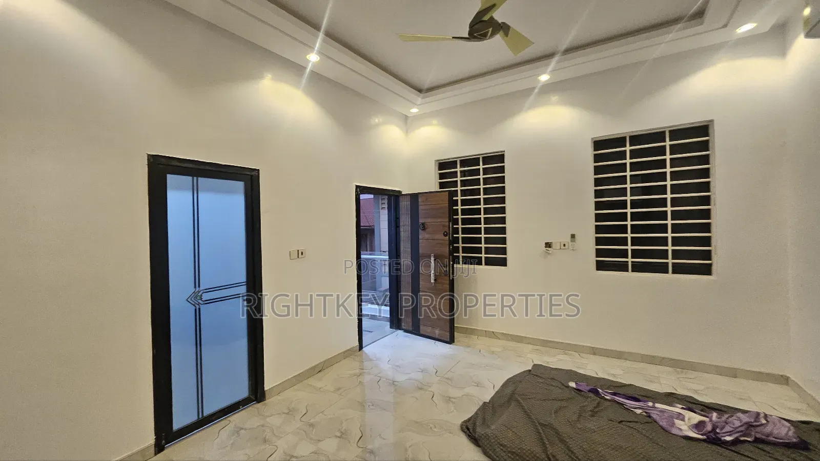 5bdrm House in Rightkey, Kumasi Metropolitan for sale
