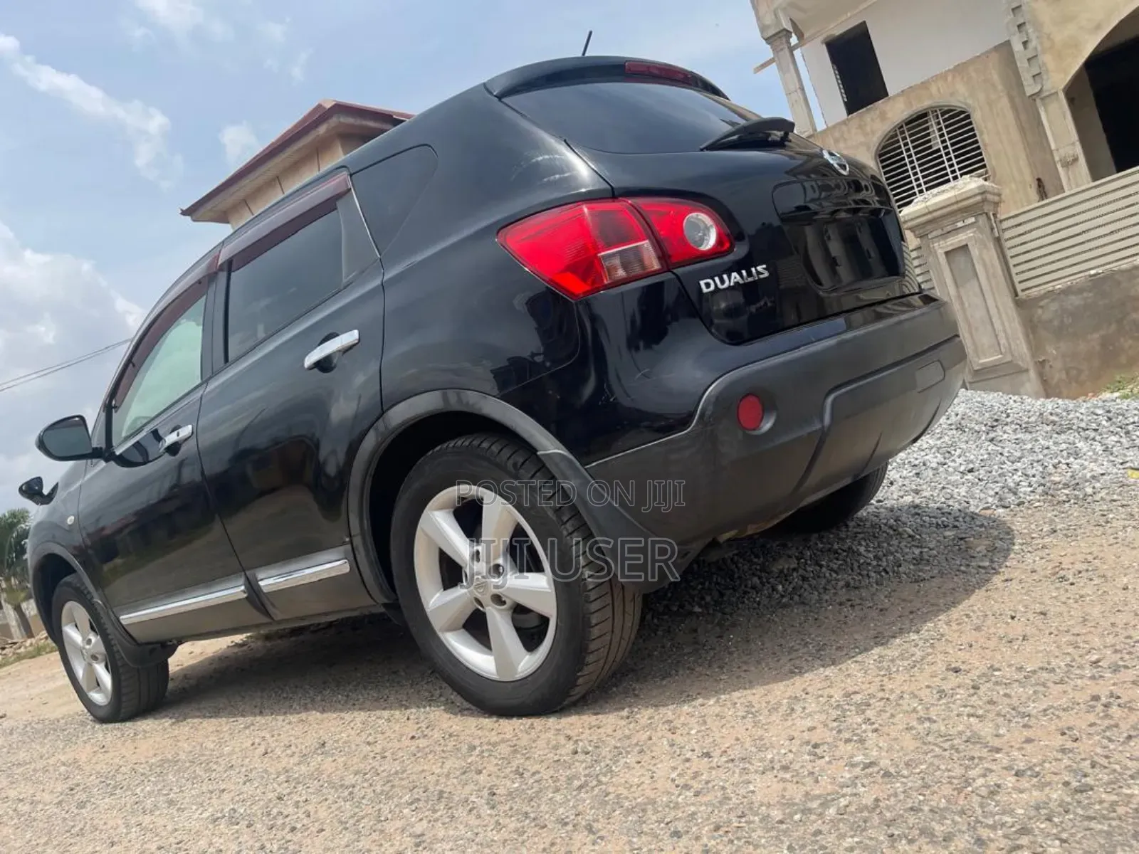 Nissan Dualis 2011 Black