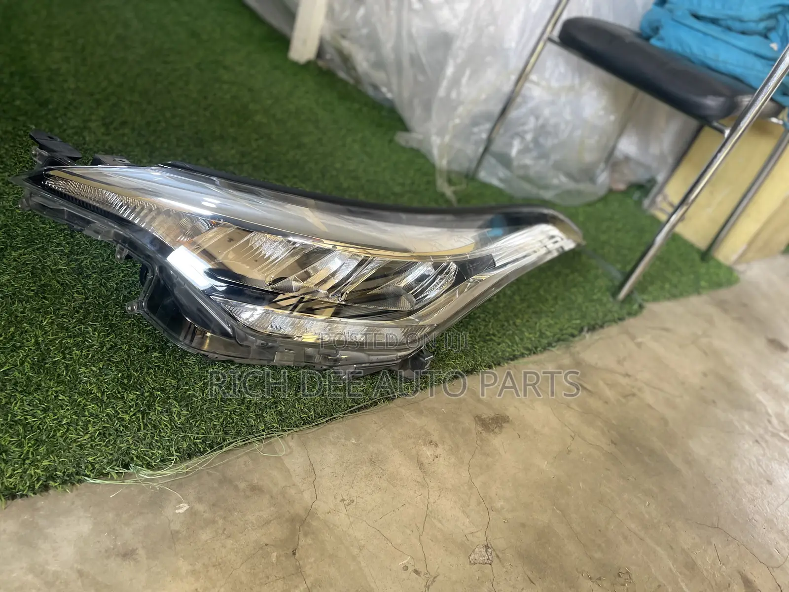 Toyota C-Hr 2020-2021-2022-2023 Headlight