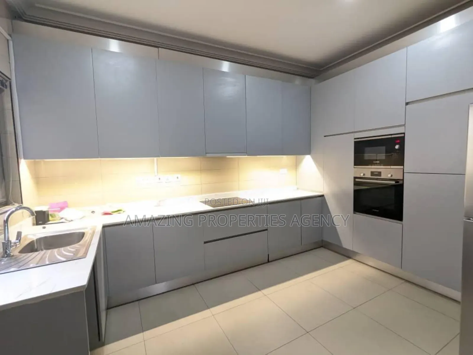 5bdrm House in Cantonment, Acquinas for rent