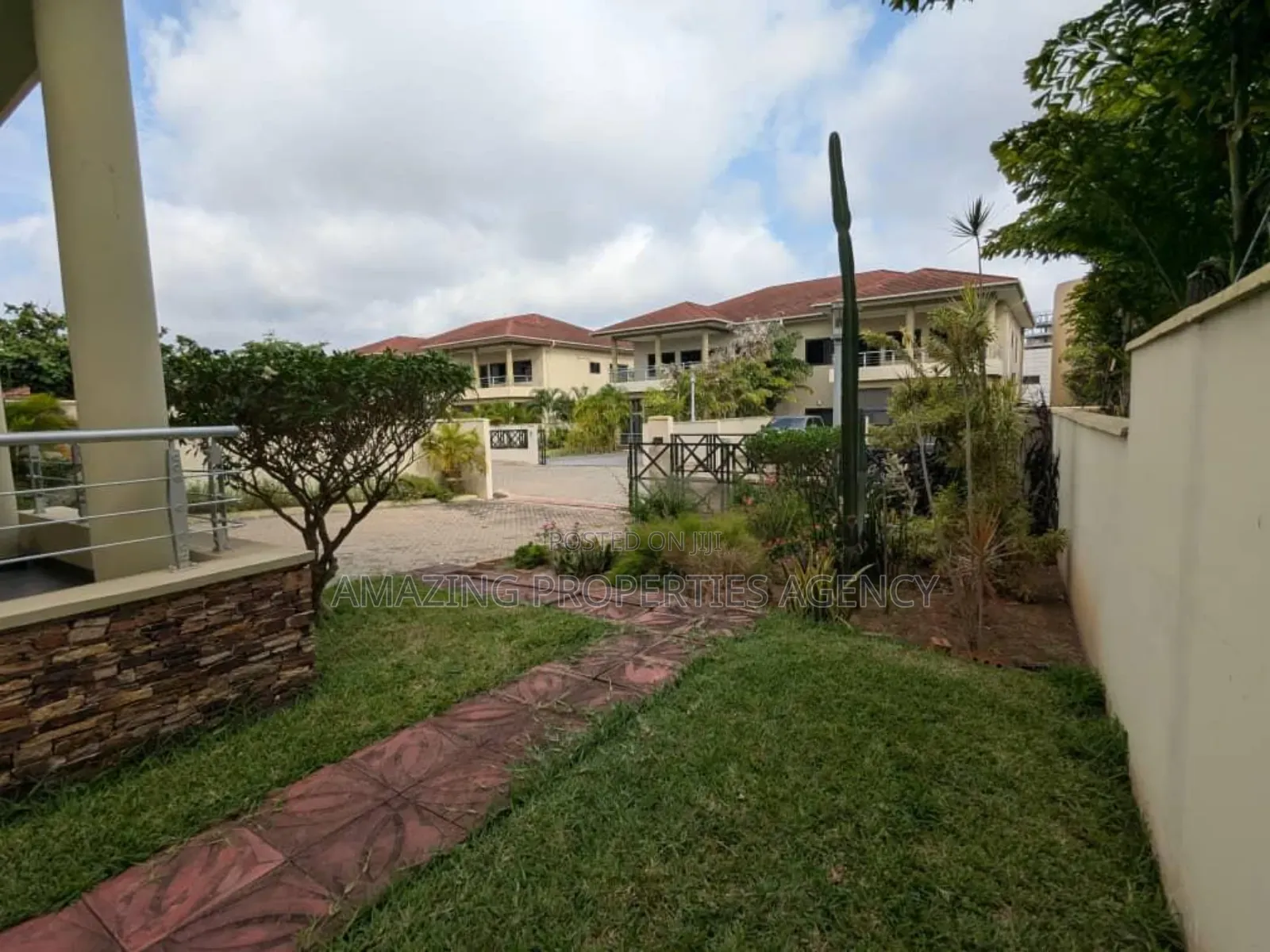 5bdrm House in Cantonment, Acquinas for rent