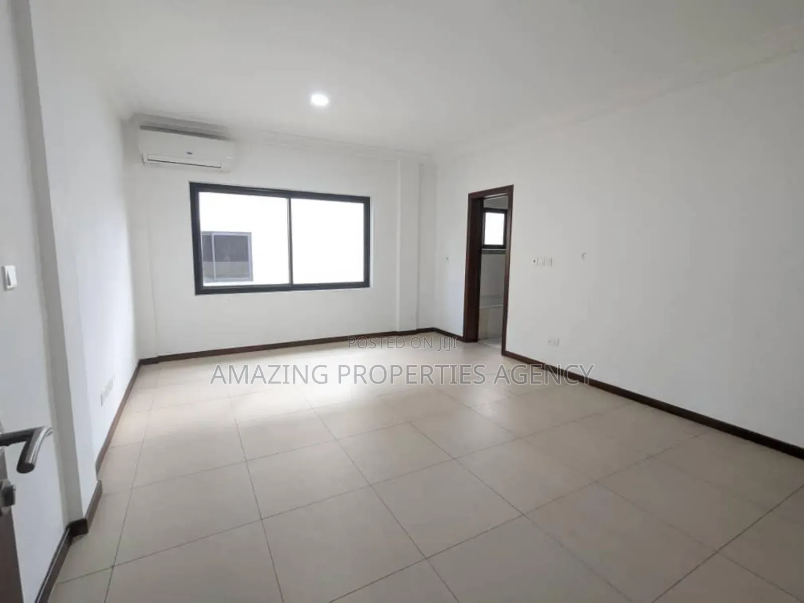 5bdrm House in Cantonment, Acquinas for rent
