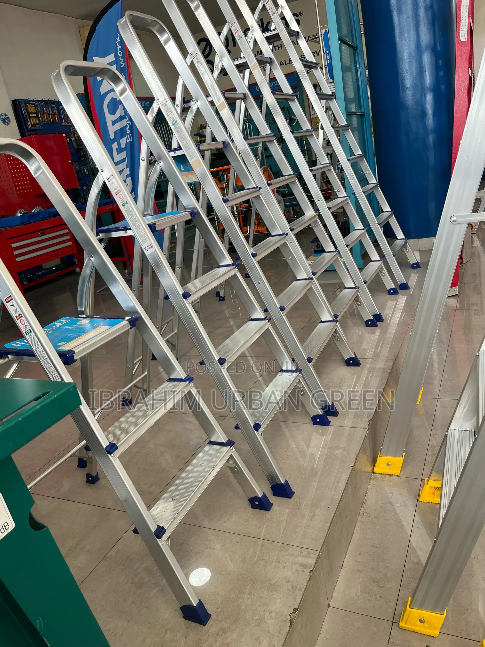 Step Ladder 4-8 Steps
