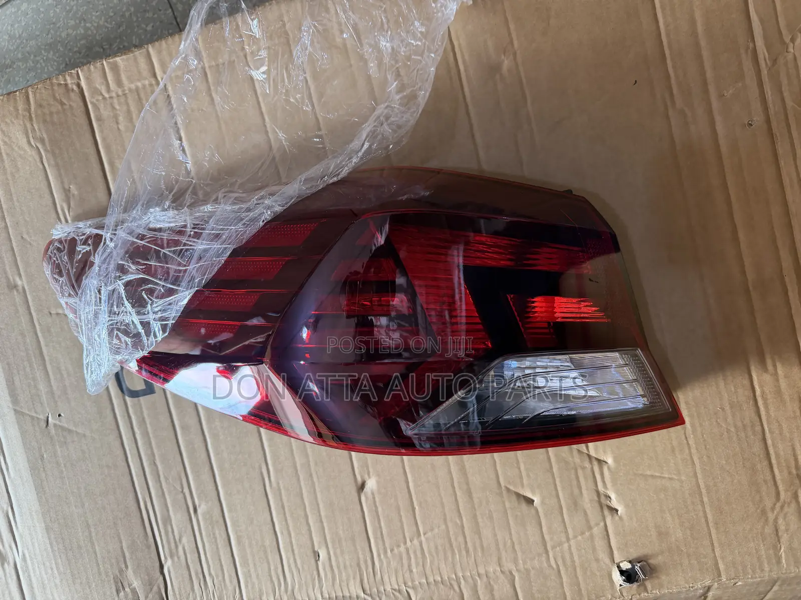 Hyundai Elantra 2019-2020 Tail Lights Normal Available