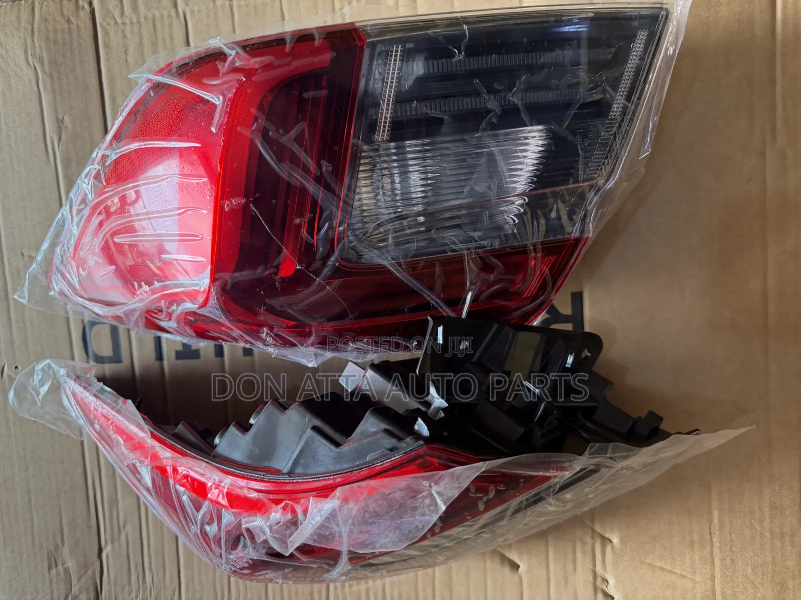 Honda Civic 2022 Tail Light Available