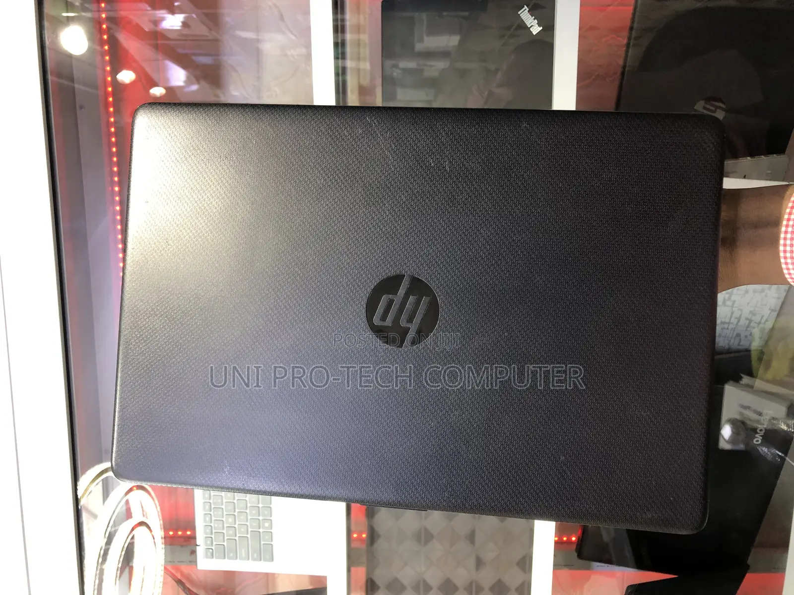 Laptop HP 15-da2933nia 8GB Intel Core i3 HDD 1T