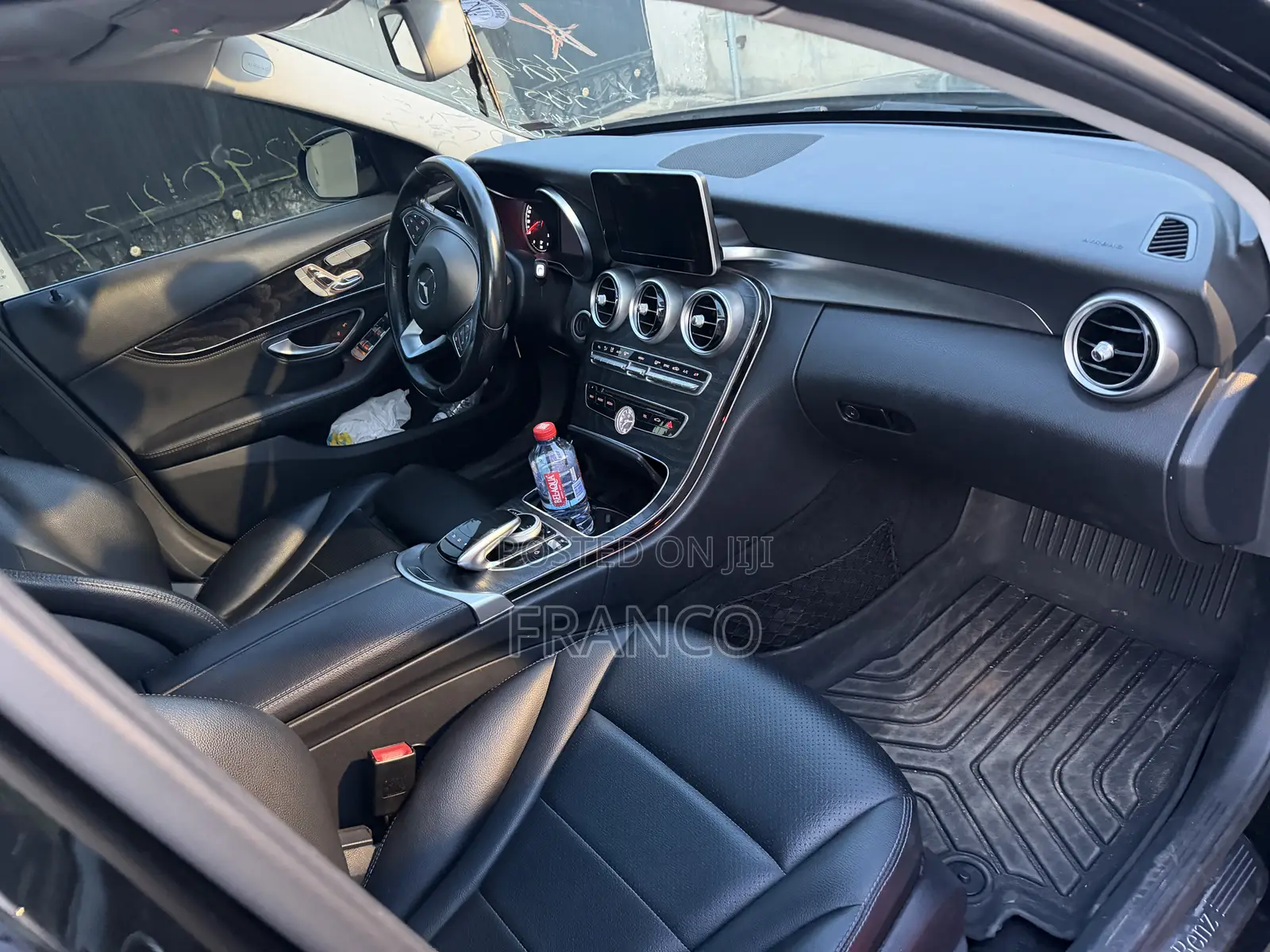 Mercedes-Benz C300 Luxury 4matic Sedan AWD (2.0L 4cyl 7A) 2017 Black