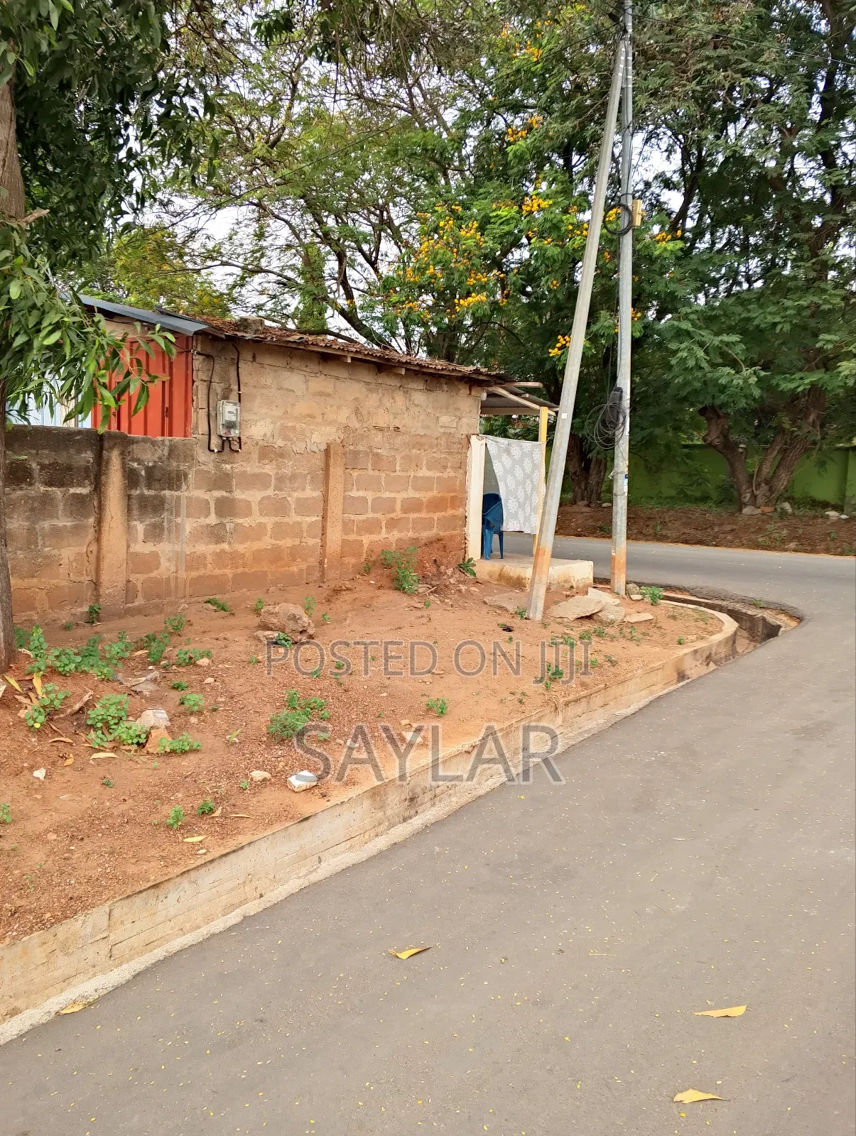 2 and Half Plots Verified TDC Documents Comm10, Facing Tarred Roads