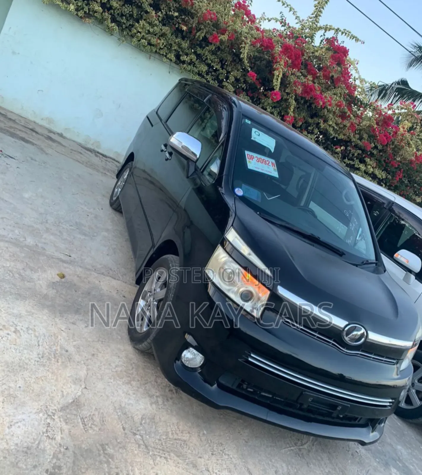 Toyota Voxy 2010 Black