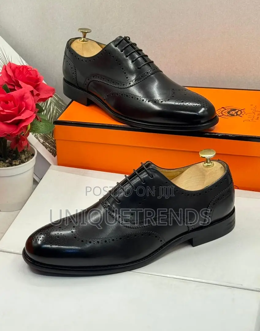 Classic Black Leather Oxford Brogue Shoe
