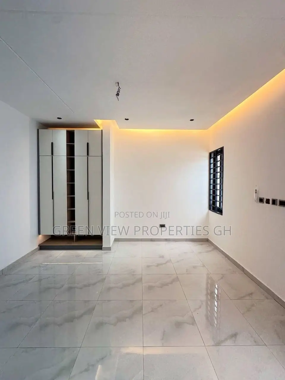 3bdrm House in Lake Side Estate for sale