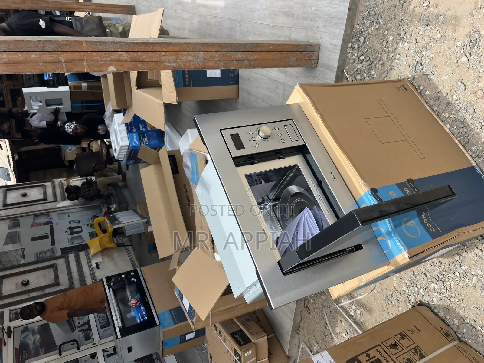 Order Authentic Midea Am717bs7 17l(700w)Built in Microwave.