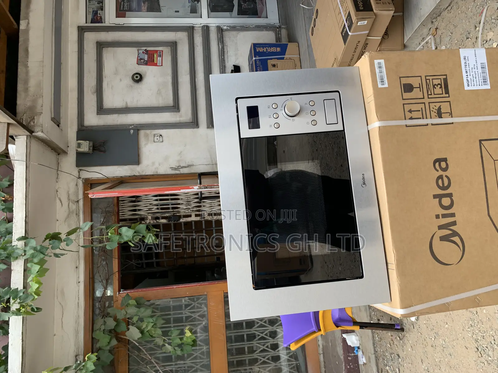 Energy Sufficient Electric Inbuilt 17 Liters Am717bs7 Midea Microwave