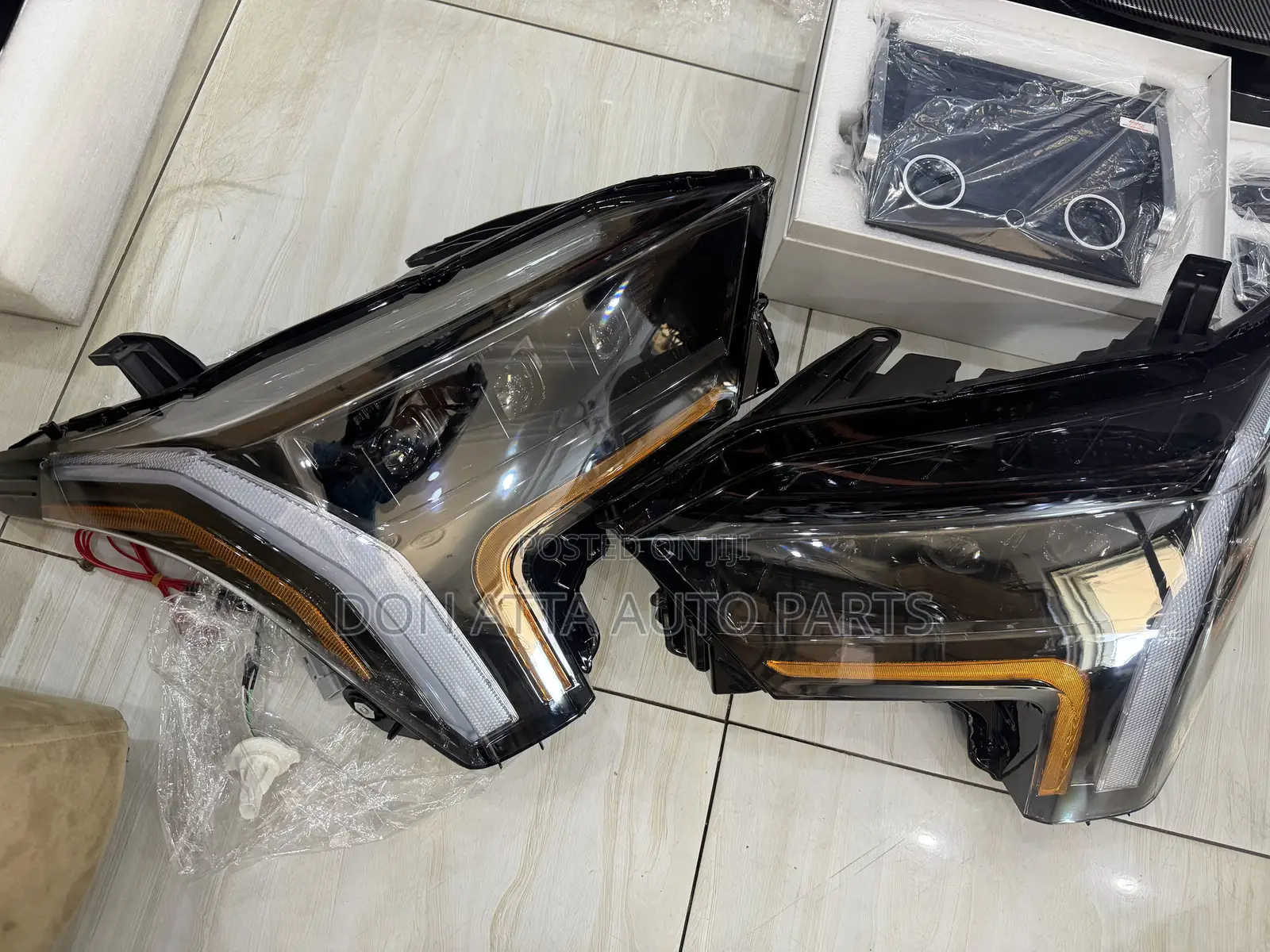 Toyota Tundra 2021–2024 Spec Headlights – Available Now! 