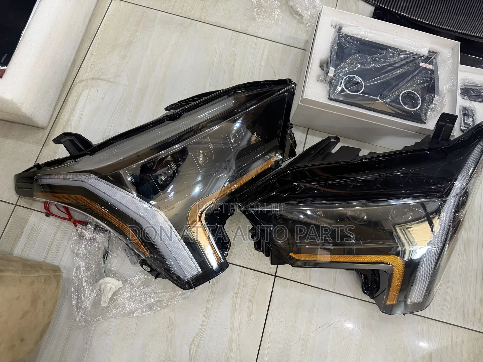 Toyota Tundra 2021–2024 Spec Headlights – Available Now! 