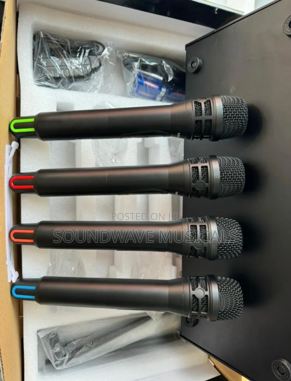 Shura Mx 7070 Cordless Microphone