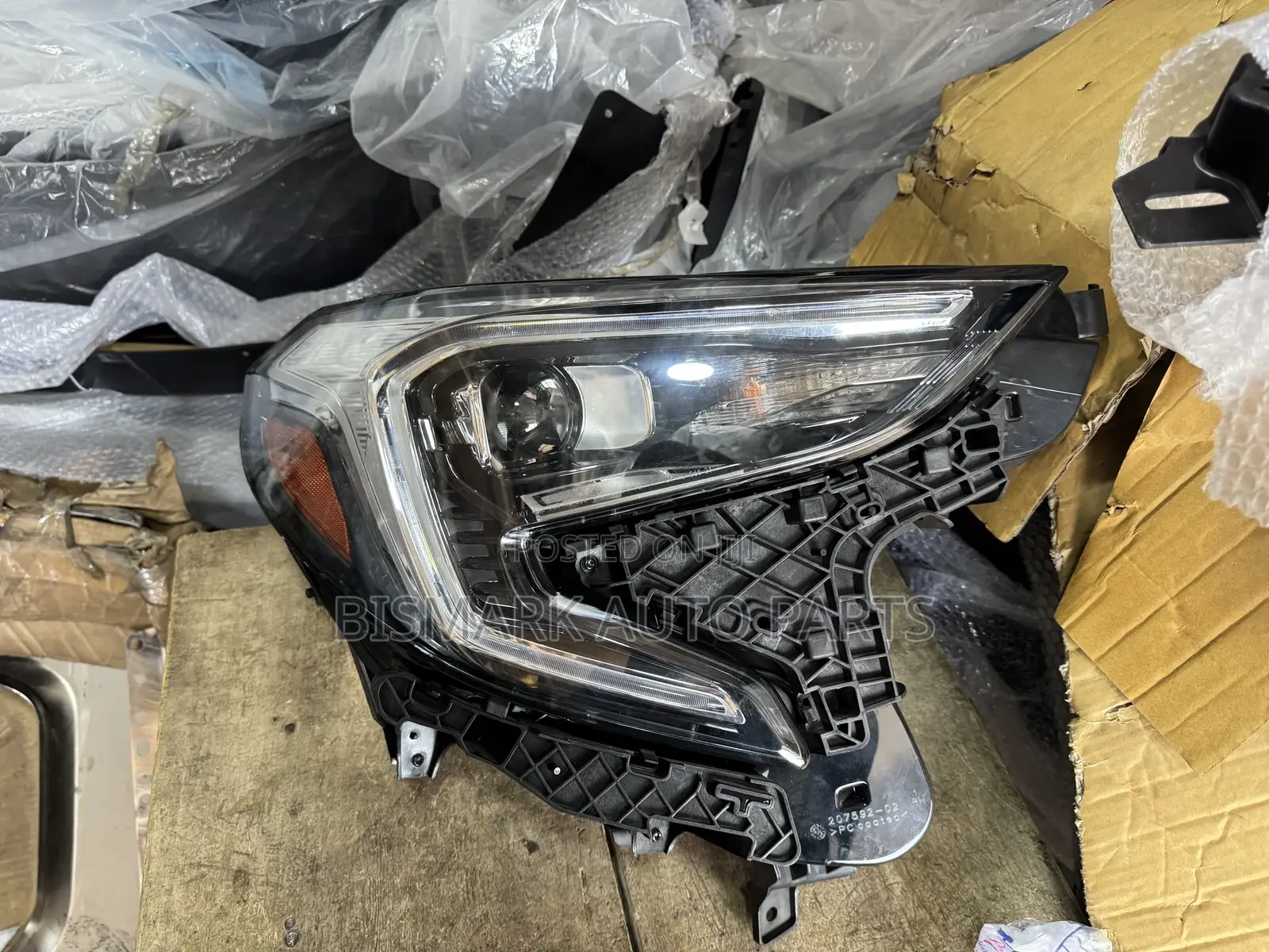 GMC Terrain 2018-2019-2020-2021-2022-2023 Headlight
