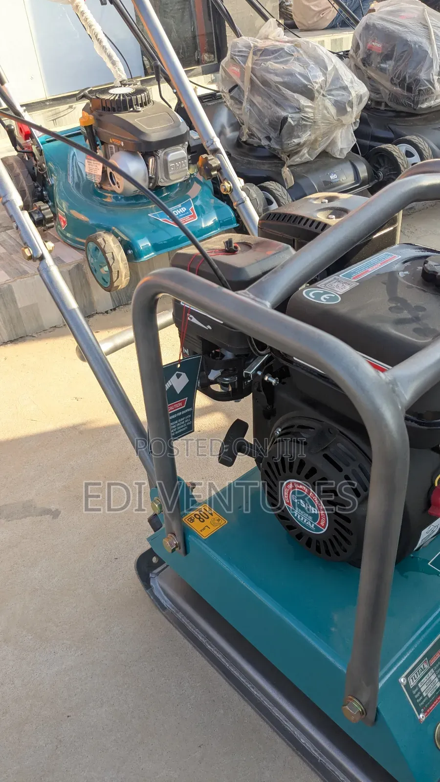 Total Gasoline Plate Compactor