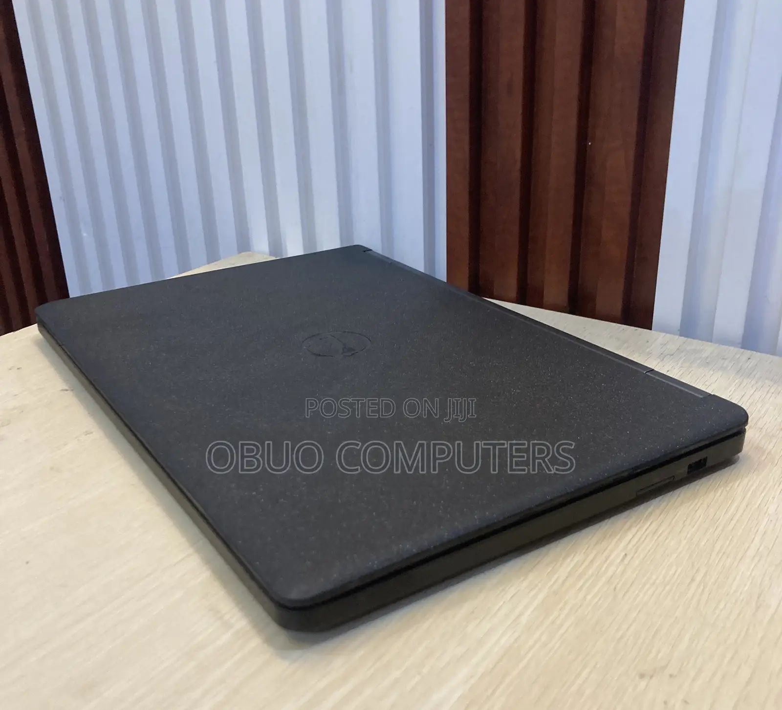 Laptop Dell Latitude E5550 4GB Intel Core i3 HDD 500GB