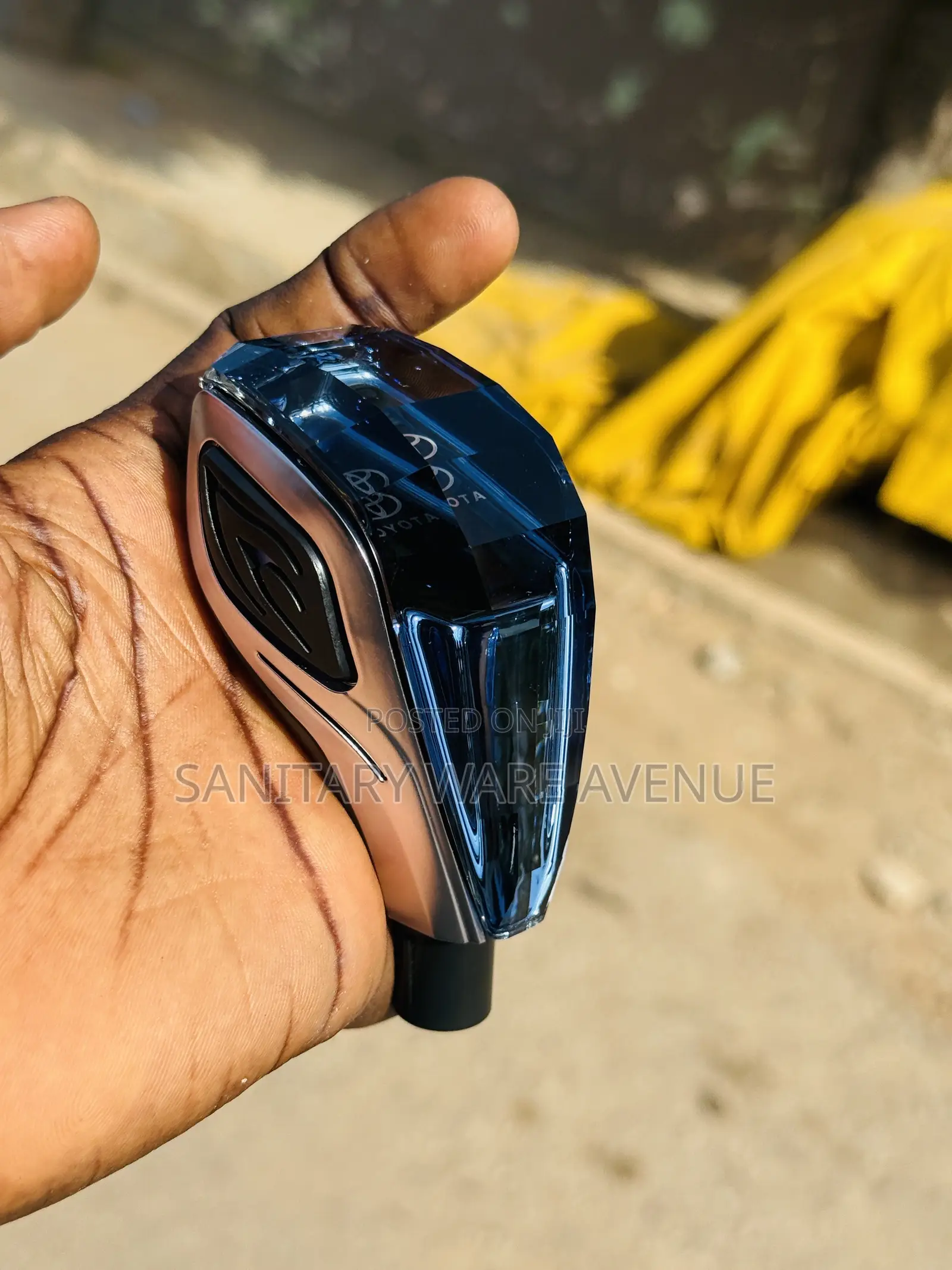 Toyota Gear Knob - Universal Toyota Gear