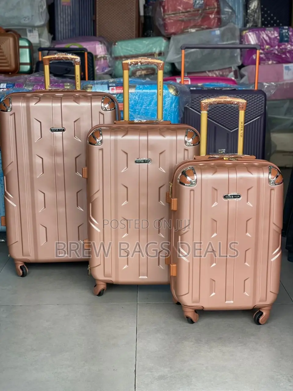 Quality Rose Gold Ak 3set Fiber Anticrack Traveling Bag.