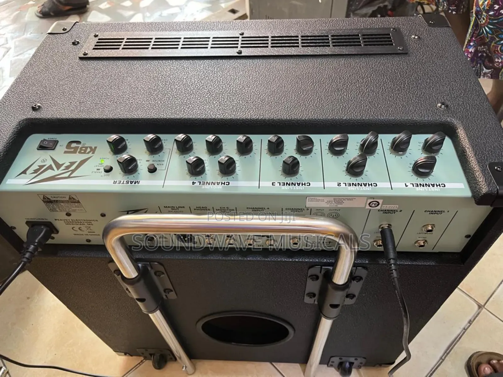 Professional Peavey Kb5 Keyboard Combo