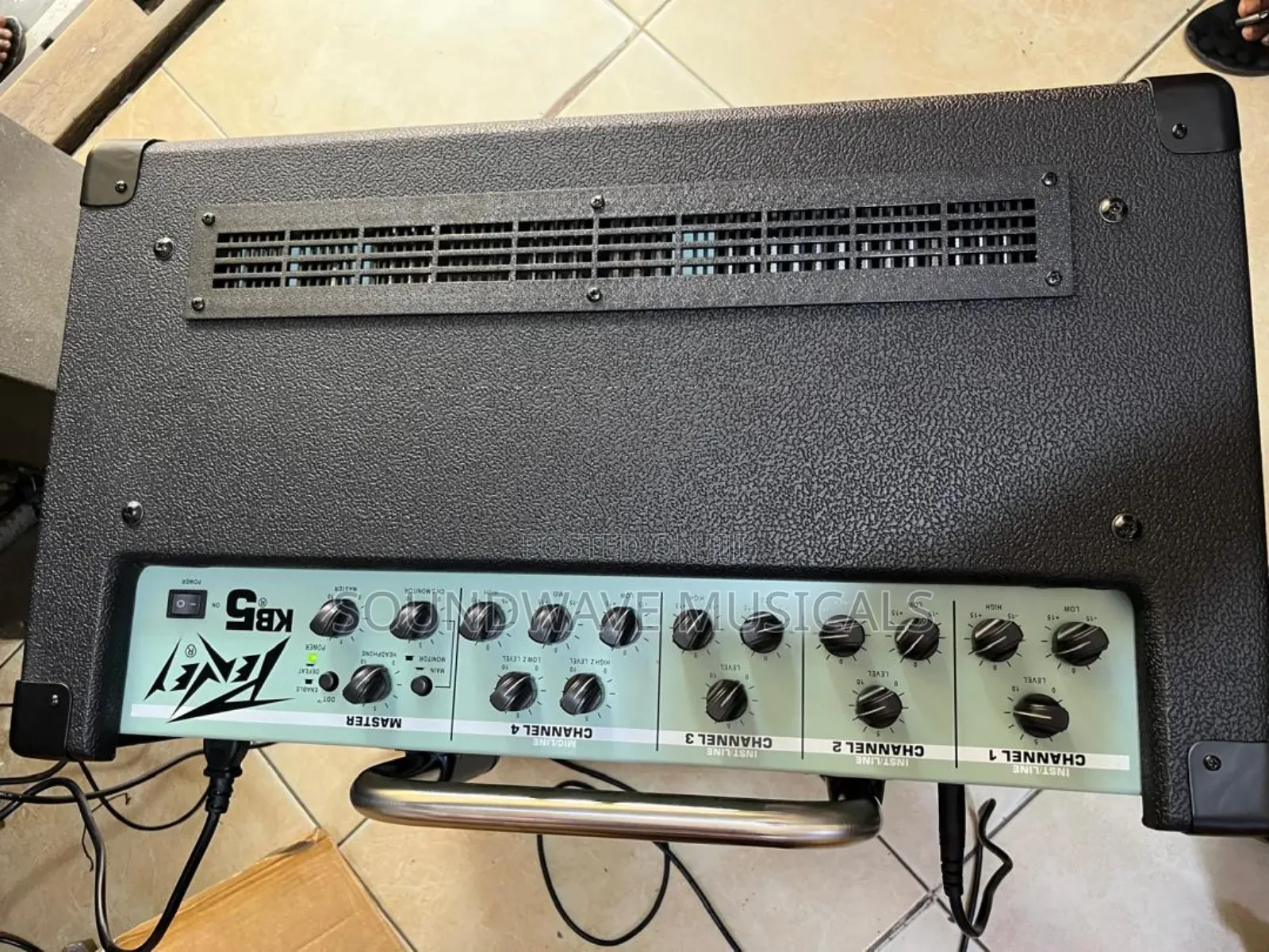 Professional Peavey Kb5 Keyboard Combo