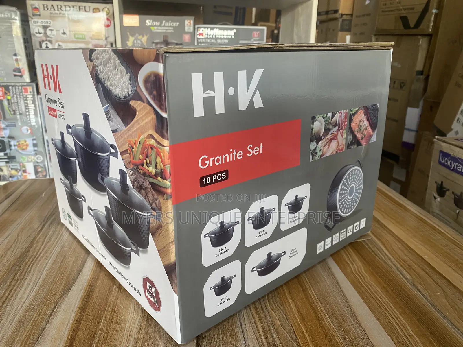 Aluminum Nonstick Cookware Set Available in 10pcs