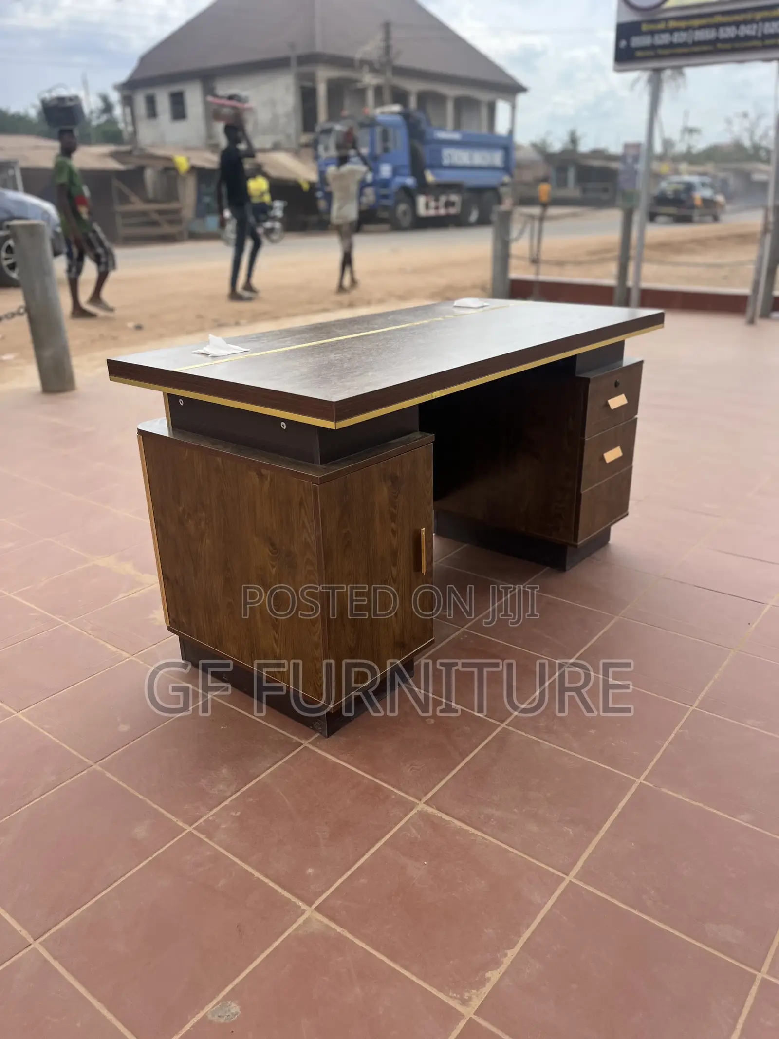 Premium 1.4m Executive Office Desk