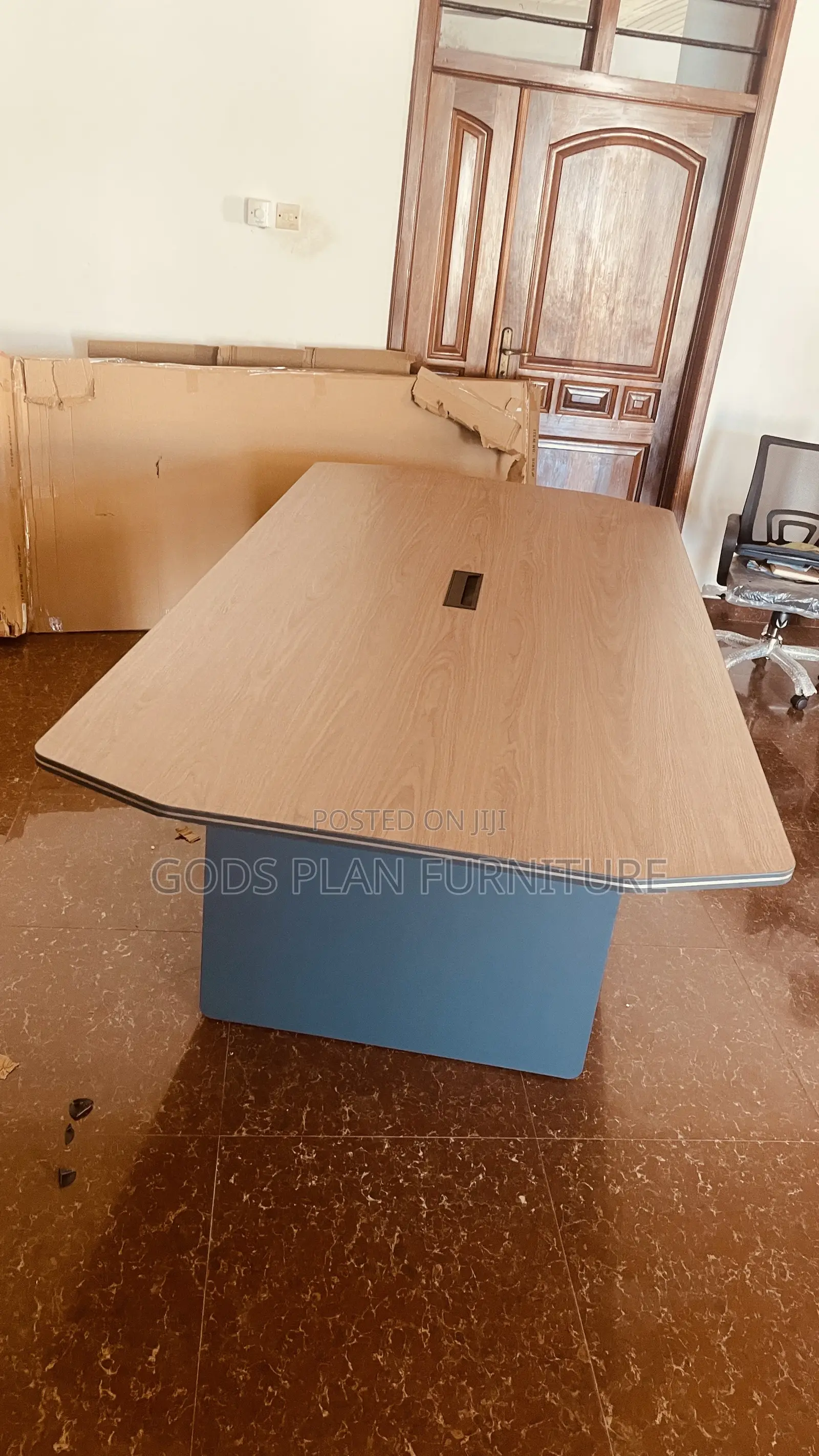 Conference Table (8-10)