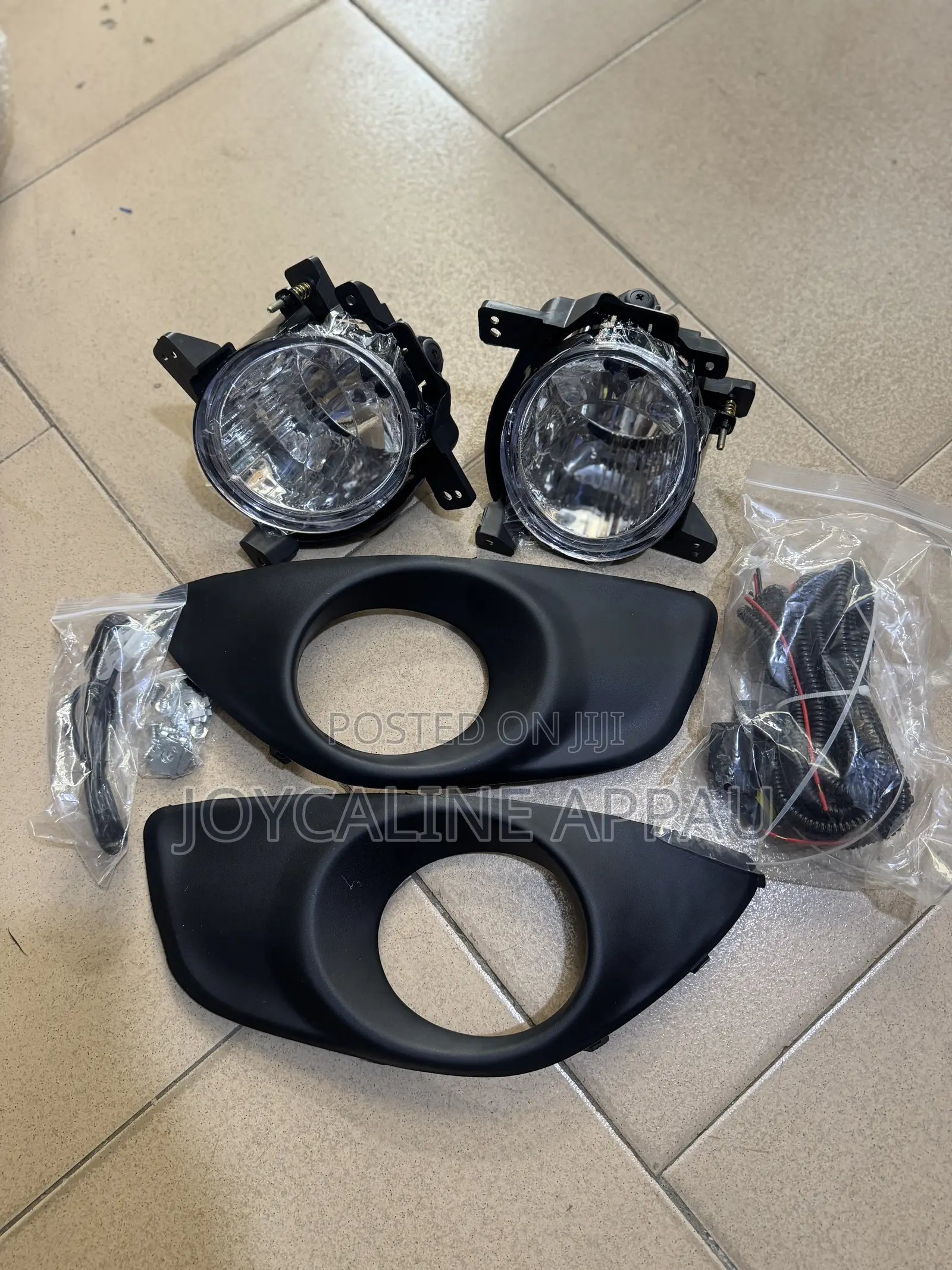 Hyundai Santa Fe Fog Light and Cover 2010 to 2012