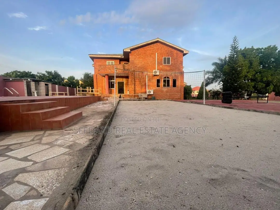 7bdrm Mansion in Sefdard Properties, Pokuase for sale