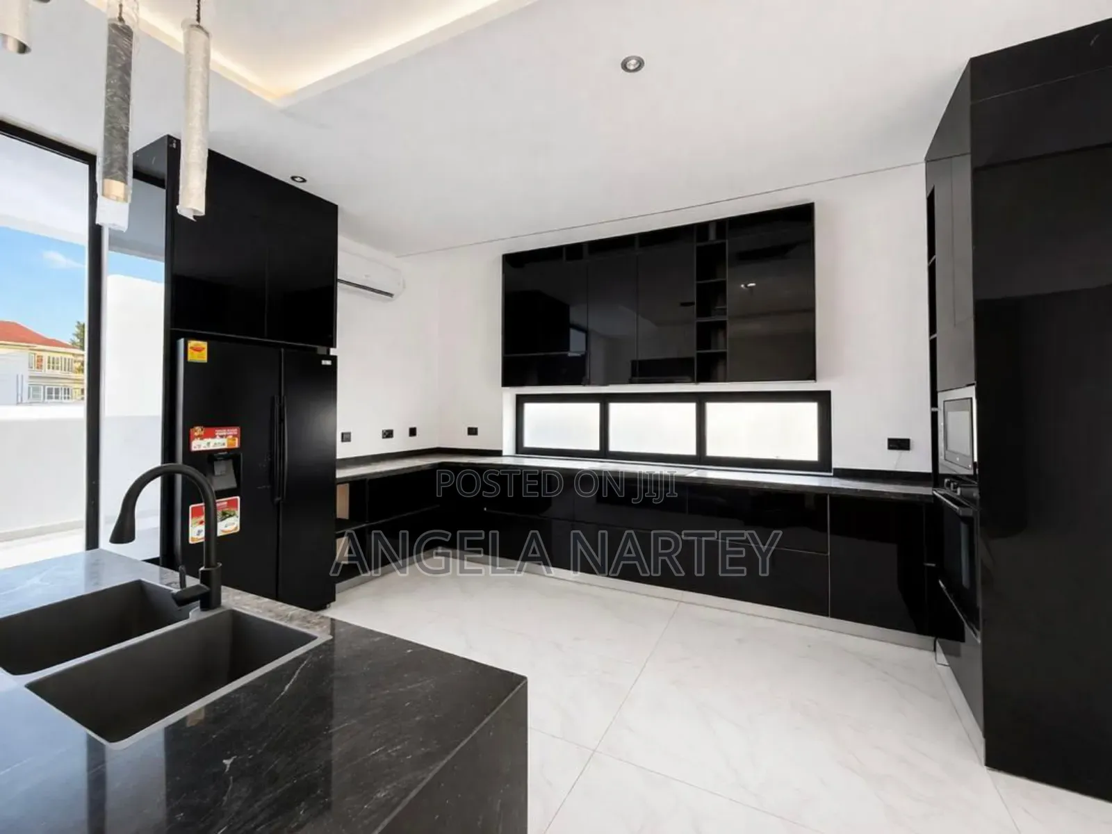 6bdrm House in East Legon, Accra Metropolitan for sale