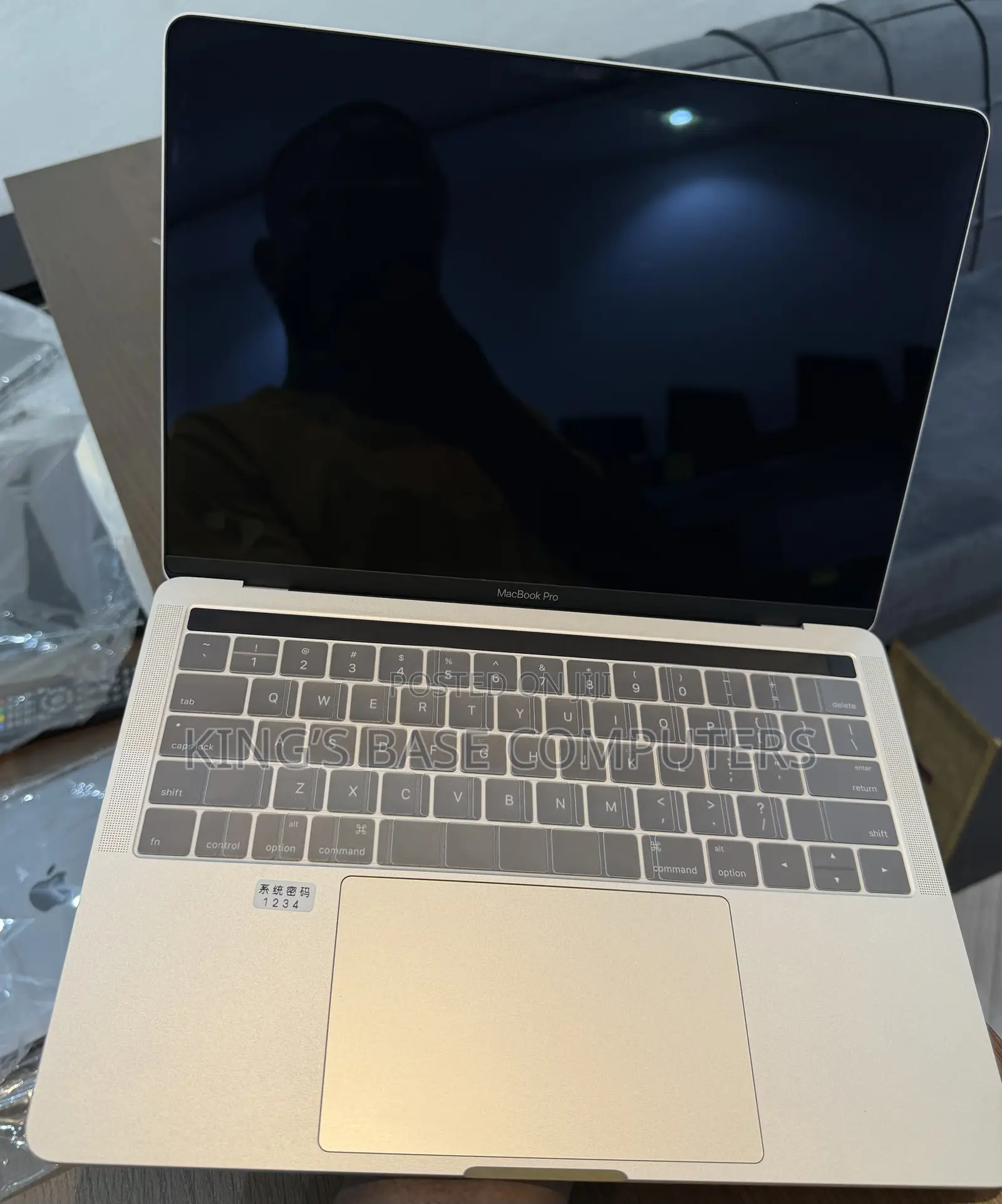 Laptop Apple MacBook Pro 2017 8GB Intel Core i5 SSD 256GB