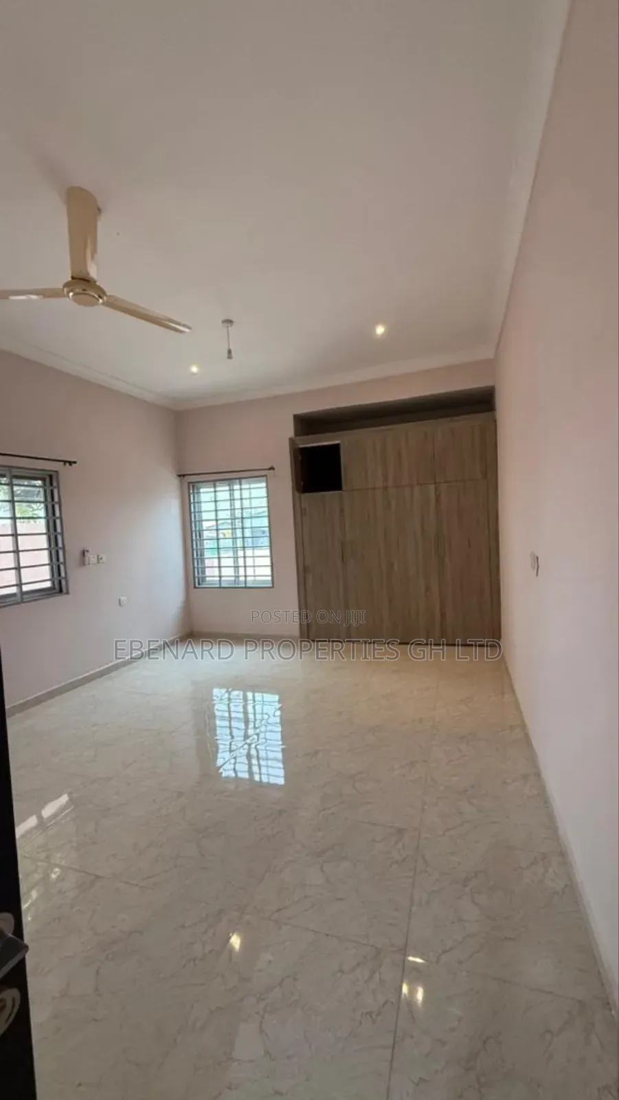 3bdrm Duplex in Ebenard Properties, Accra Metropolitan for rent