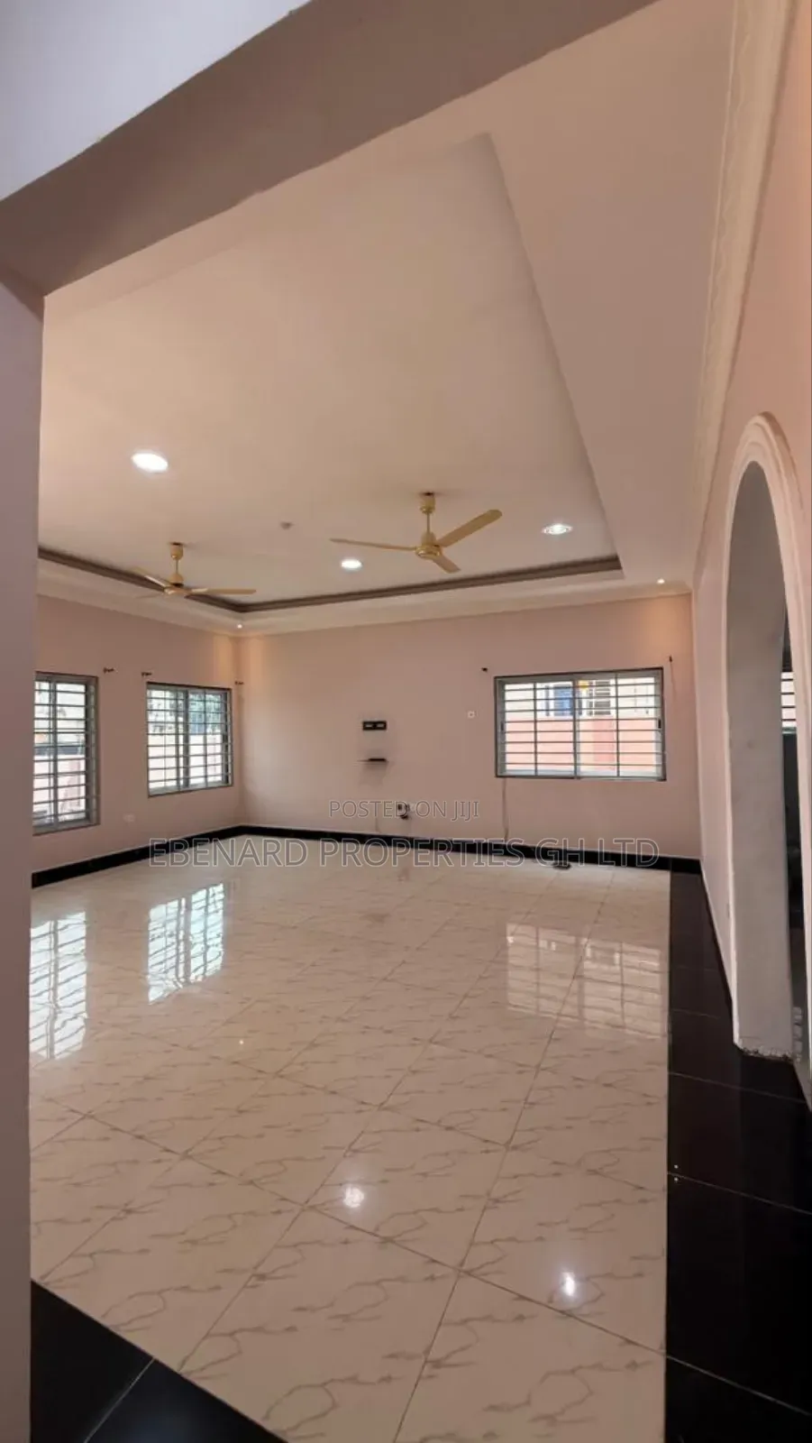3bdrm Duplex in Ebenard Properties, Accra Metropolitan for rent