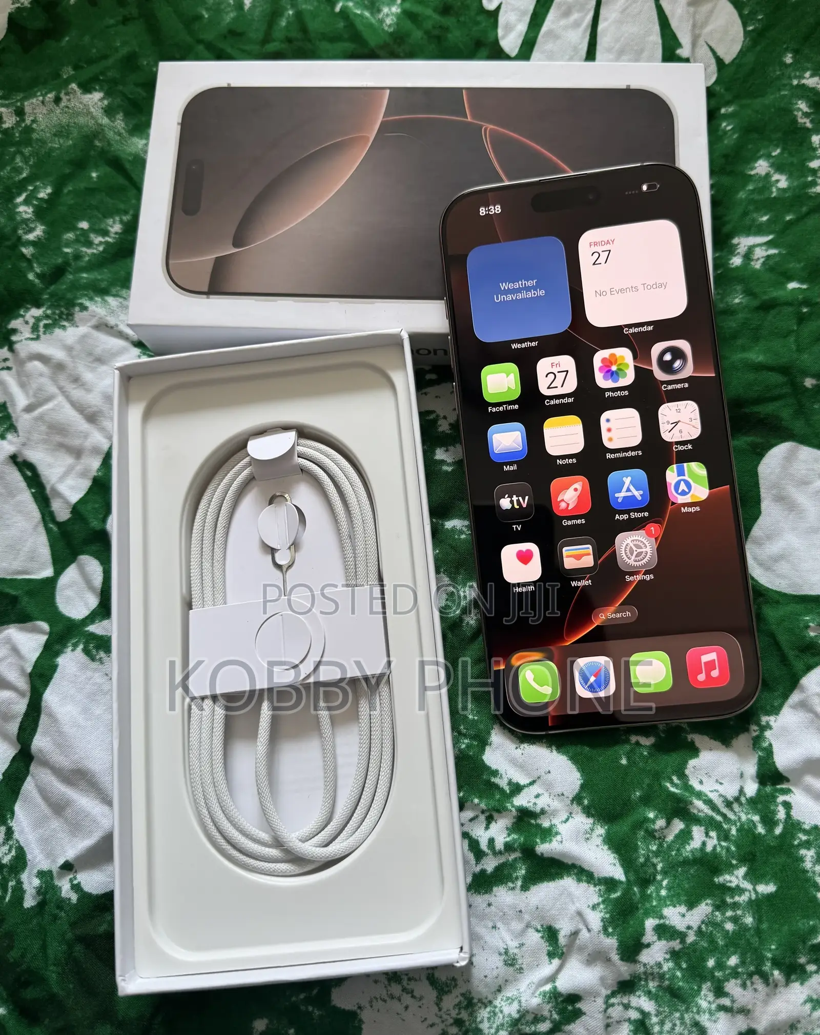New Apple iPhone 16 Pro Max 256 GB Gold