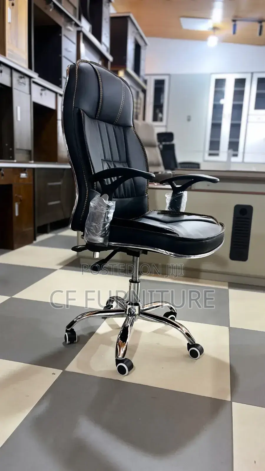 Executive Leather Office Swivel Chair