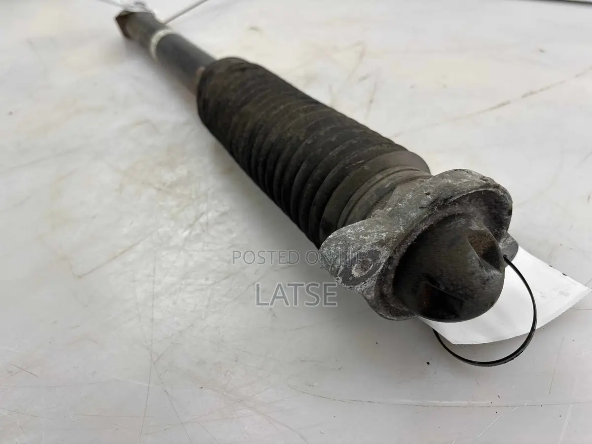 Honda Civic 2016,2017,2018,2019,2020,2021 Rear/Back Shocks Absorber