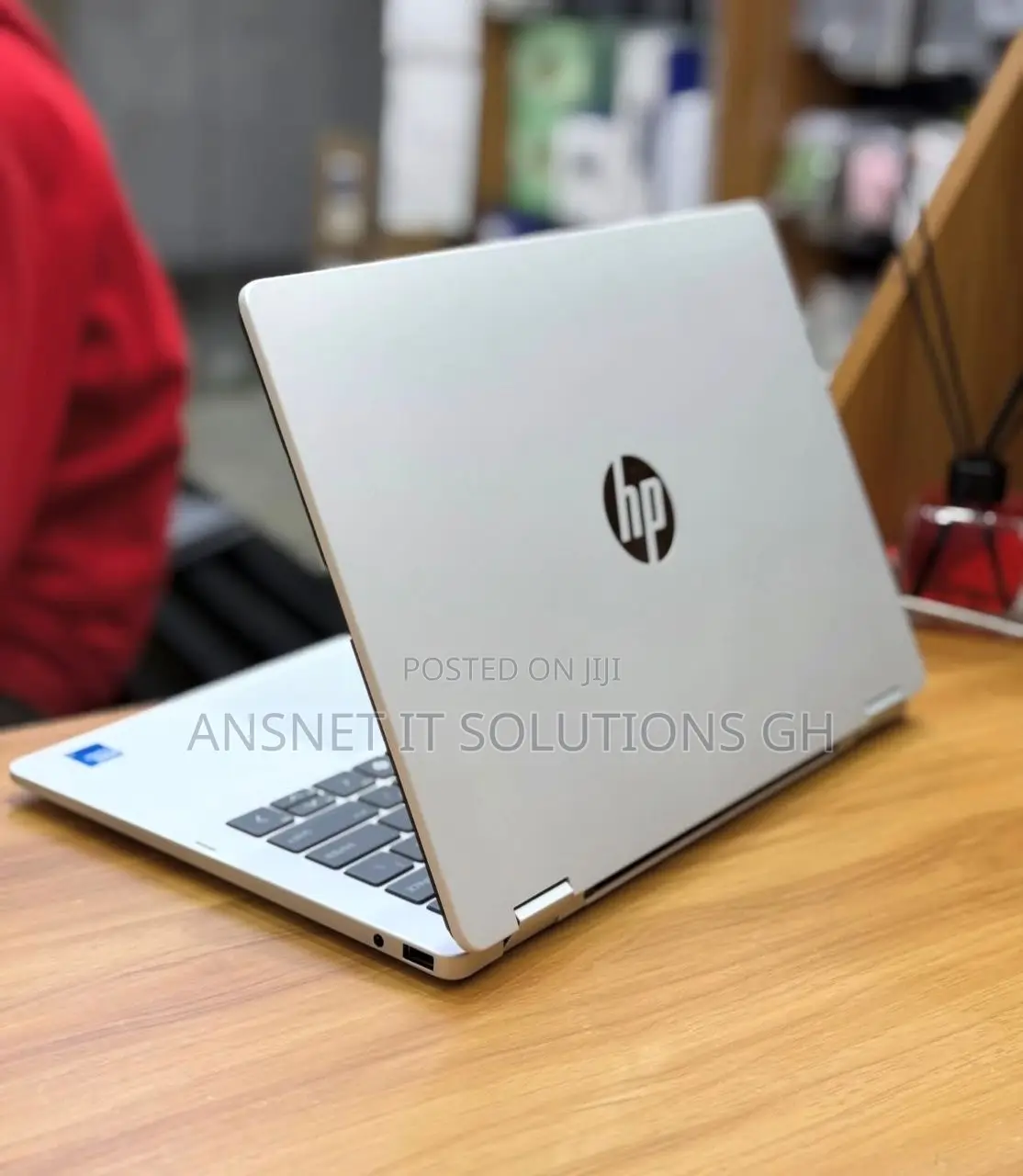 New Laptop HP OmniBook 5 14" 8GB Intel Core i5 SSD 512GB