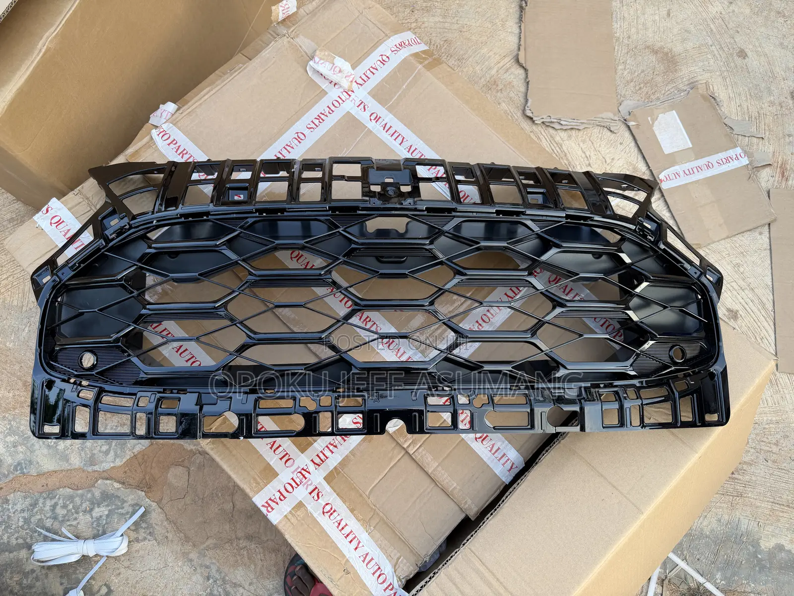 HRV 2023 - 2025 Front Grille