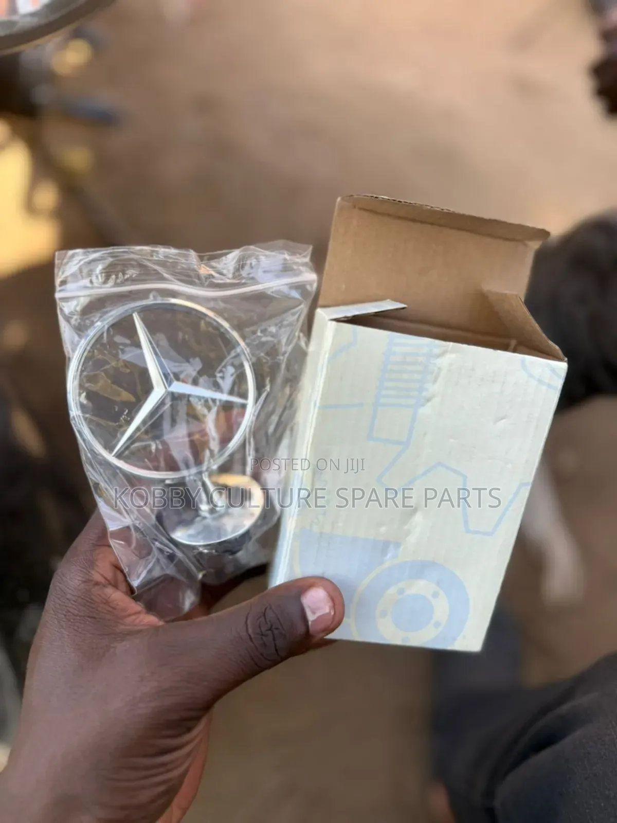 Original Mercedes-Benz Crown Available for All Car at Affordable Price