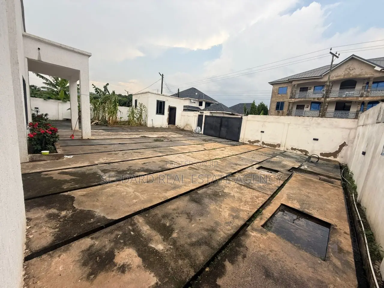 3bdrm House in Sefdard Properties, Oyarifa for sale