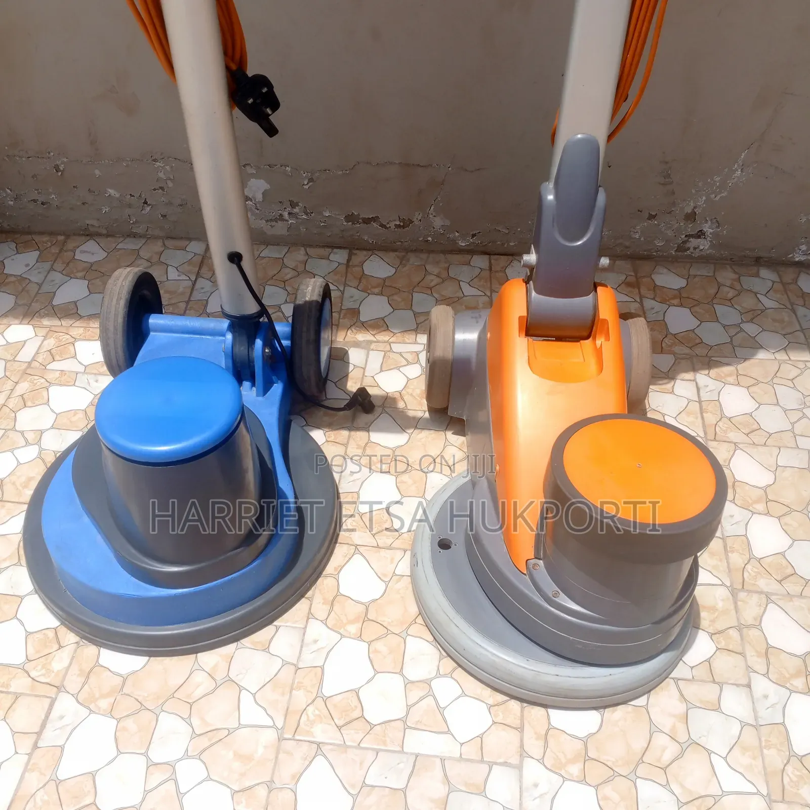 Taski 438 Buffer/Scrubbing Machine From the Uk With Hard Brush