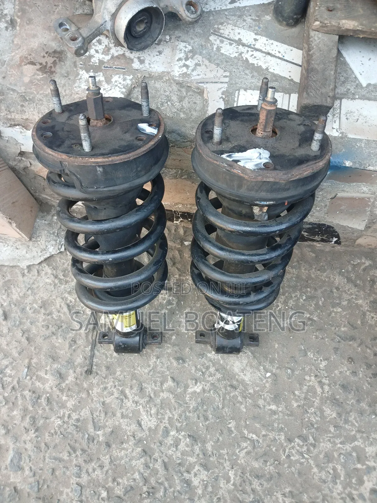 GMC Acadia 2014 to 2017 Front Shocks