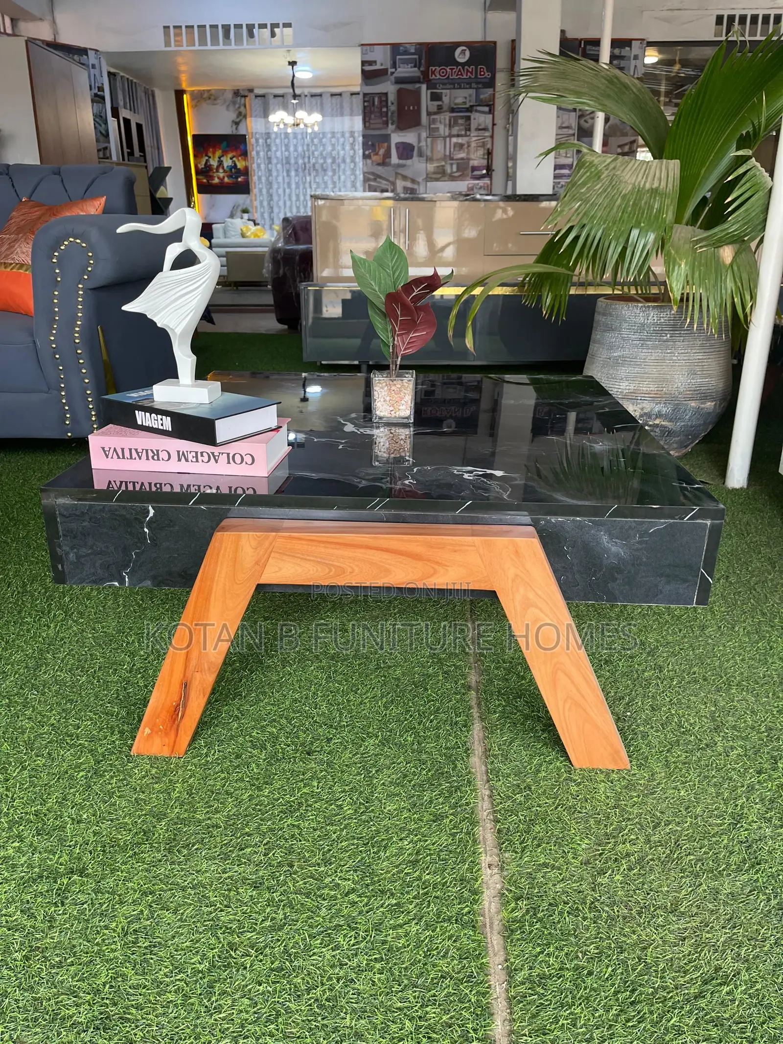 Modren Center Table
