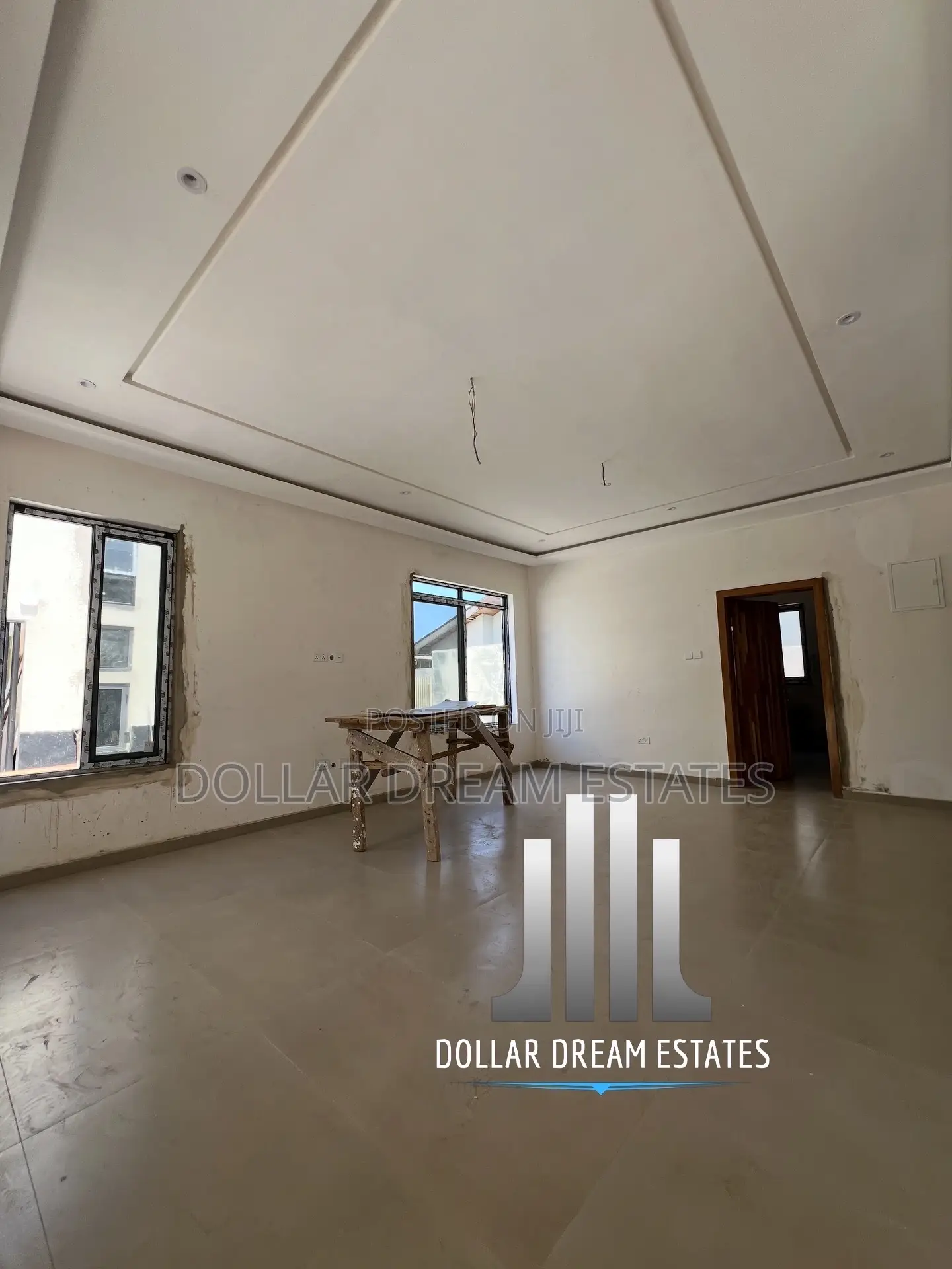4bdrm Townhouse/Terrace in East Legon for sale