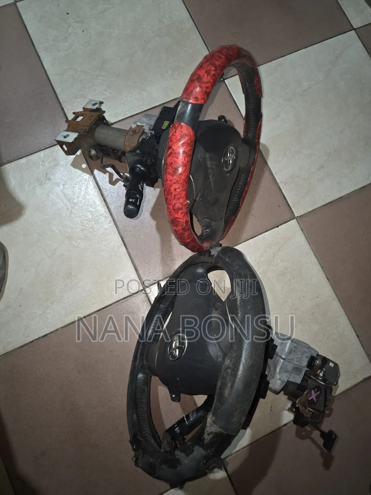 Toyota Voxy Steering Wheel With Gear Shifters